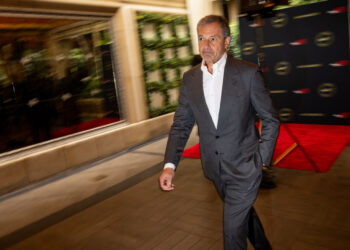 Bob Iger Outsmarting Ron DeSantis Is a Master Class in Taking on Bullies