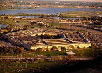 The man who may have leaked top-secret Pentagon documents was a fit and armed military guy who controlled a group of young gamers united by their worship of guns and God: WaPo