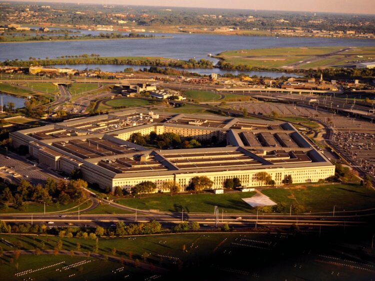 The man who may have leaked top-secret Pentagon documents was a fit and armed military guy who controlled a group of young gamers united by their worship of guns and God: WaPo