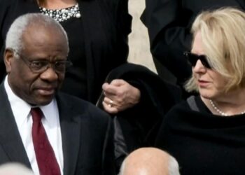 Clarence Thomas accepted luxury trips from Republican megadonor, report shows