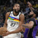 Gobert, Wolves get past punch; big man still has back injury