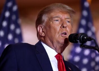 Trump reports earning less than 1 from Truth Social and up to million from NFTs styling him as a ‘hero’ Trump reports earning less than 1 from Truth Social and up to million from NFTs styling him as a ‘hero’