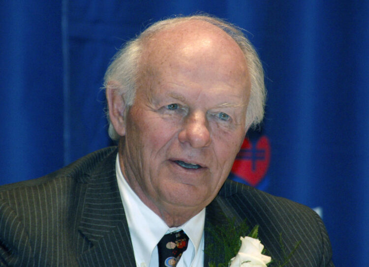 Court rules documents in Sanford case must be unsealed