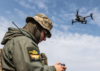 A Ukrainian drone commander said Russian troops would sit around and get shot at the start of the war, but have learned from their mistakes