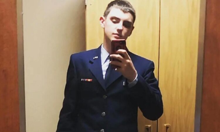 US air national guardsman, 21, identified as suspect