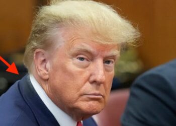 The Twitter Menswear Guy Spotted Orange Makeup Stain on Trump’s Suit