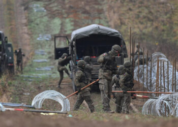 Poland building electronic barrier on border with Russia