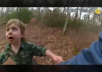 Dramatic video shows moment police find crying 4-year-old boy lost in woods