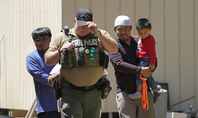 Manhunt continues for Texas shooting suspect, reward offered