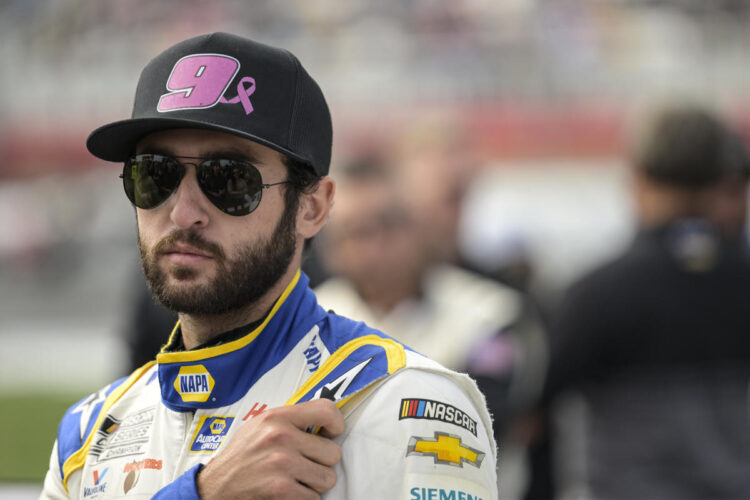 Hendrick may consider changes after Elliott, Bowman injuries