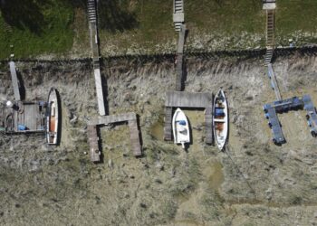 Lack of snow condemns Italy’s Po to a desperately dry summer