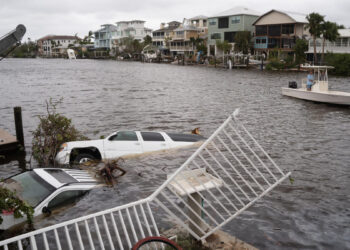 Sea levels rising rapidly in southern U.S., study finds
