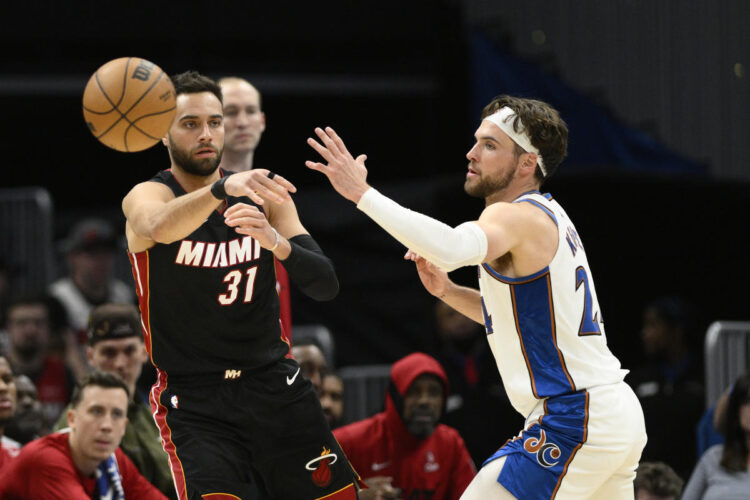 Miami’s Strus loses a 3-pointer in elimination game, again