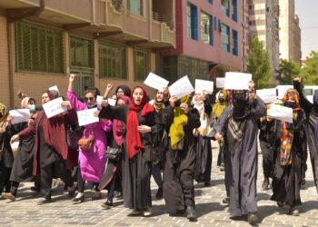 Afghan women protesters urge against foreign recognition of Taliban