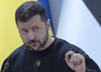 Zelenskyy says would have fought to death had Russians attacked Kyiv headquarters