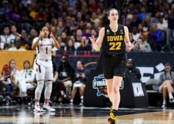 Caitlin Clark’s ‘very disrespectful’ defense against South Carolina is motivating LSU in the national championship game