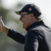 Mickelson begins road to redemption at the Masters