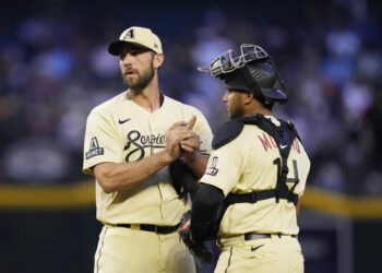 Bumgarner released by D-Backs after clearing waivers