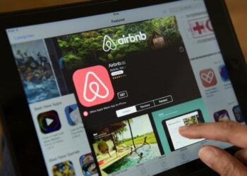 An Airbnb host who was left with a 0 utility bill suspects guests left the gas and water taps running after he did not meet their cancellation request
