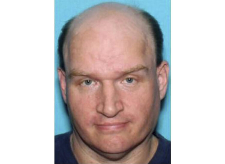 Defendant charged with kidnapping mother, child testifies