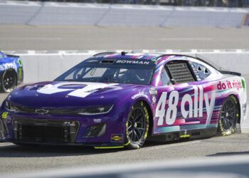 Bowman out at least 3 NASCAR races with fractured vertebra