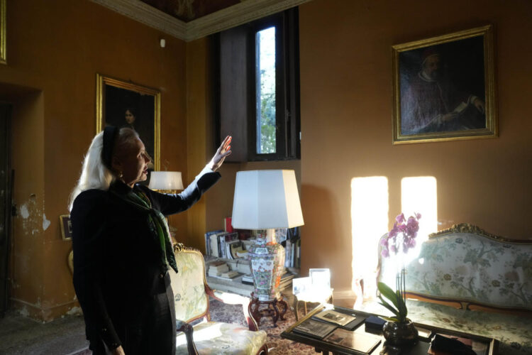 Texas-born princess facing imminent eviction from Rome villa Texas-born princess facing imminent eviction from Rome villa