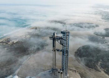 SpaceX rocket crashes into ocean after first Starship launched from Texas