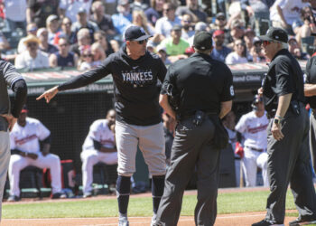 Yankees manager Boone ejected after bizarre review in first