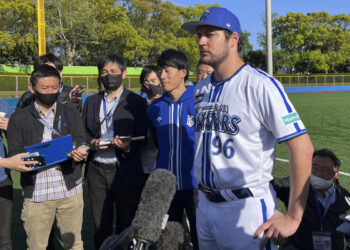 Trevor Bauer, shunned by MLB, makes Japanese baseball debut