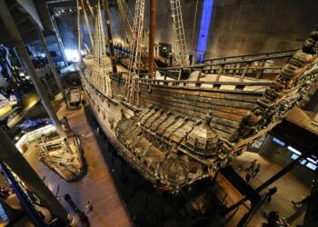 Woman was on famed 17th century Swedish warship