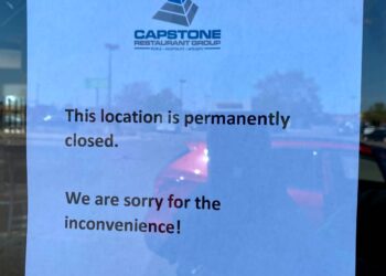 Employees blindsided as fast-food chain suddenly closes all its Wichita-area restaurants