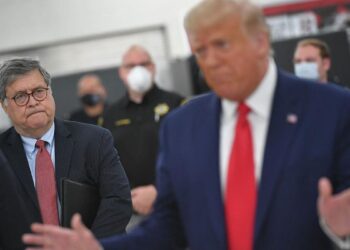 Barr slams Trump as weak candidate, makes bold prediction for 2024 election