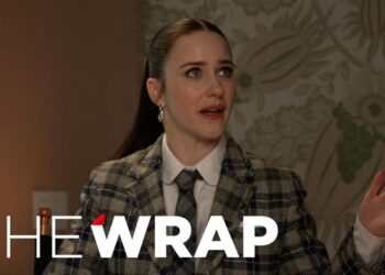 Rachel Brosnahan on Playing a Pirate and Fireworks on the Hudson in "The Marvelous Mrs. Maisel"