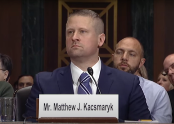 Trump-Appointed Judge Bans the Abortion Pill Nationwide, Starting in 7 Days