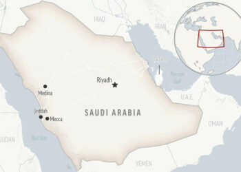 Saudis to cut oil production by 500,000 barrels per day