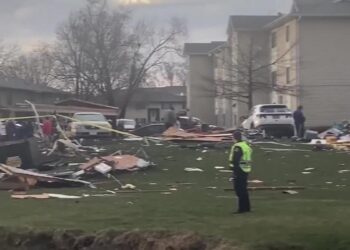 Deadly tornadoes tear through Arkansas, several states in South and Midwest