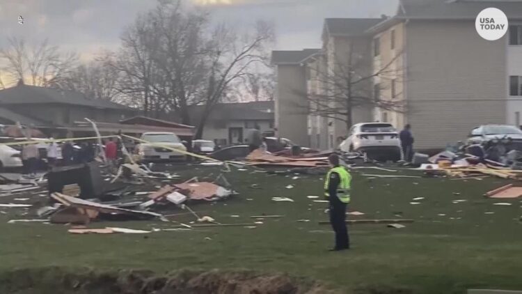 Deadly tornadoes tear through Arkansas, several states in South and Midwest