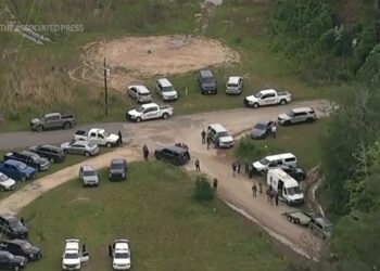 ,000 reward offered in Texas shooting manhunt