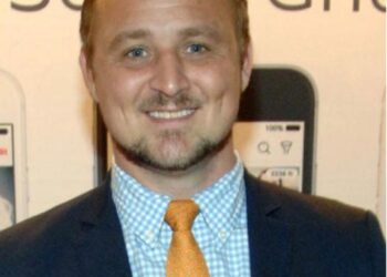 Body of missing CEO found over a year after he texted “911” and vanished