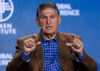 Democratic US Senator Manchin says he will oppose all EPA nominees