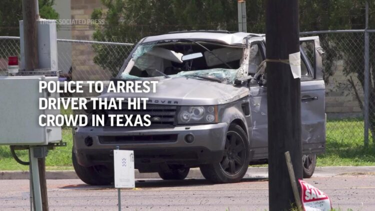 Driver hits Texas bus stop near border; 8 dead