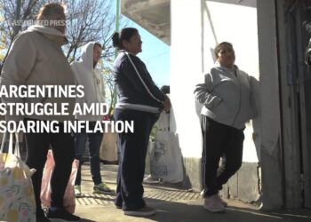 Argentines struggle amid soaring inflation
