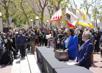 Protesters cut short questioning of San Francisco mayor over drug crisis