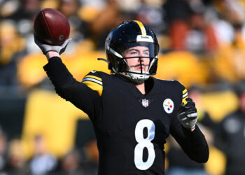 Steelers QB Kenny Pickett’s car stolen during radio interview, event at dealership