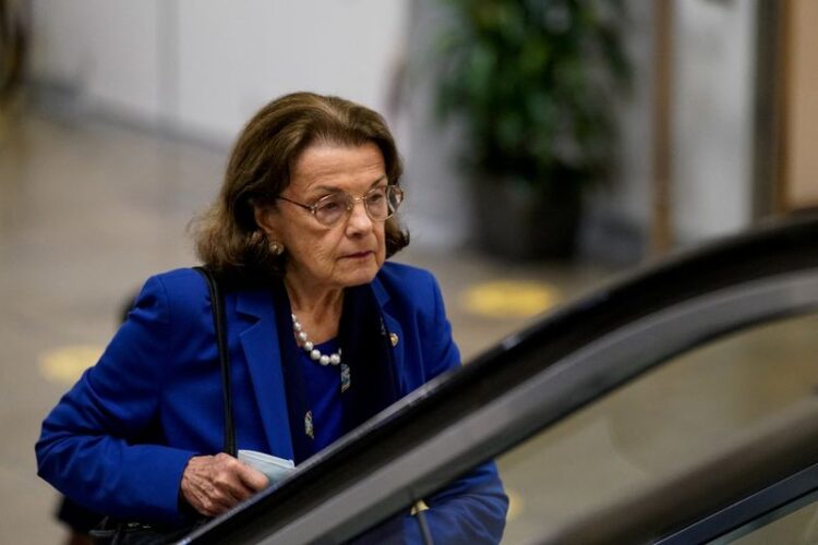 Dianne Feinstein returning to U.S. Senate after health-related absence Dianne Feinstein returning to U.S. Senate after health-related absence