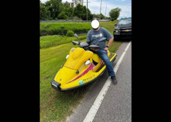 A ‘boatercycle?’ Man driving jet ski on highway gets pulled over by Alabama cops