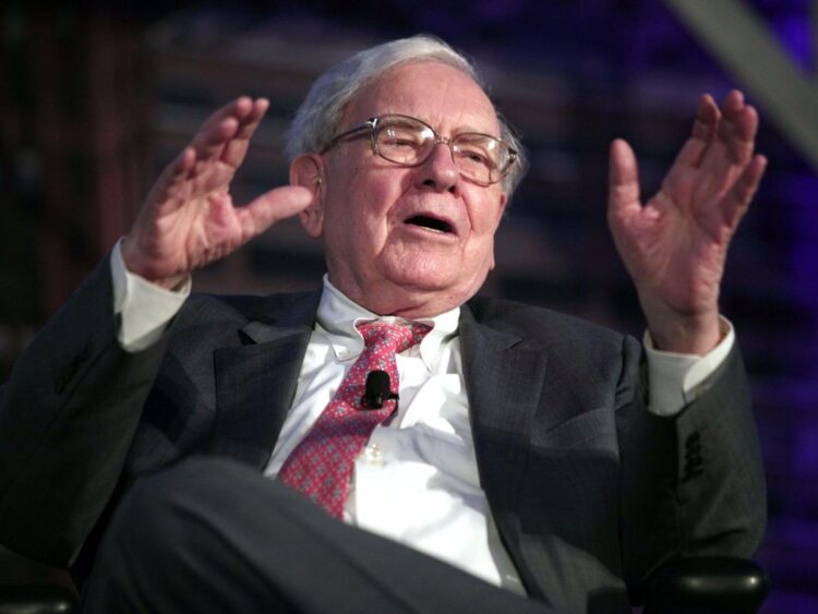 Warren Buffett slammed the last debt-ceiling crisis as a stupid waste of time