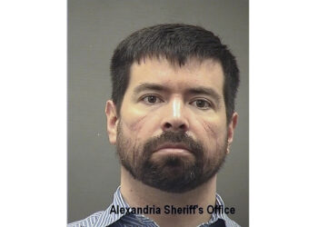 Veteran ‘enamored’ with Hitler gets 4 years for Capitol riot