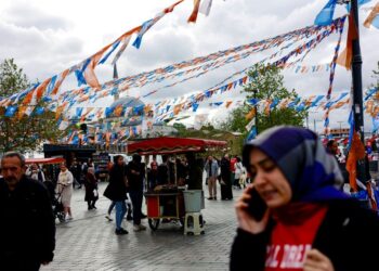 Erdogan’s rival boosted by withdrawal, poll lead ahead of Turkey vote