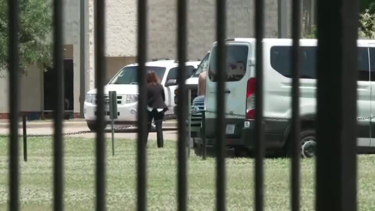 Elizabeth Holmes arrives at prison in Texas